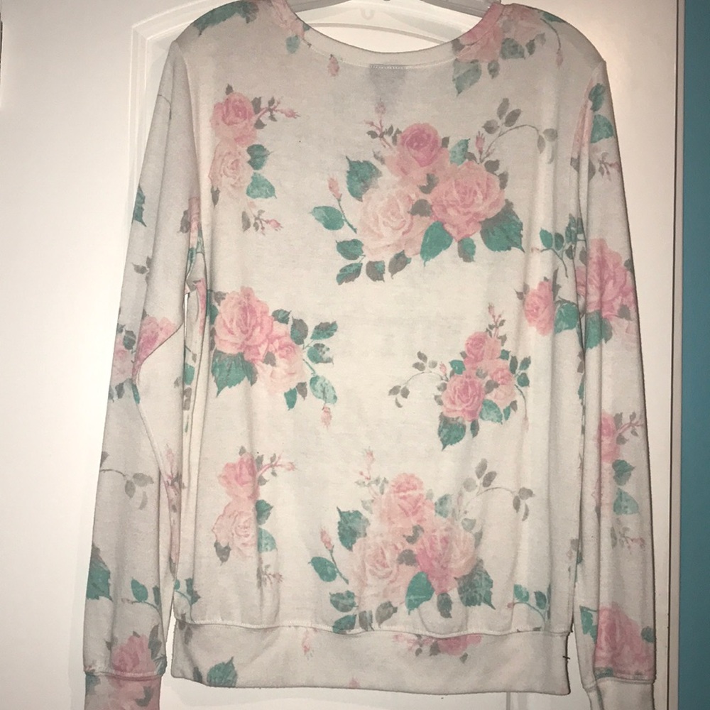 Rue21 tee - Picture 3 of 4